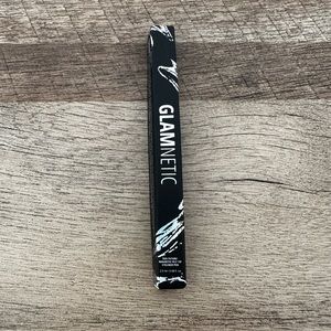 Glamnetics lashes gift set